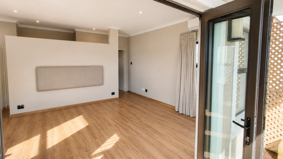 4 Bedroom Property for Sale in Admirals Kloof Western Cape